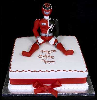 002589 SPD Power Ranger model Birthday Cake