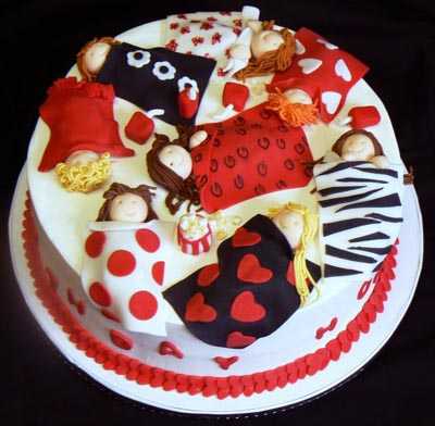 normal_Slumber_Party_Cake